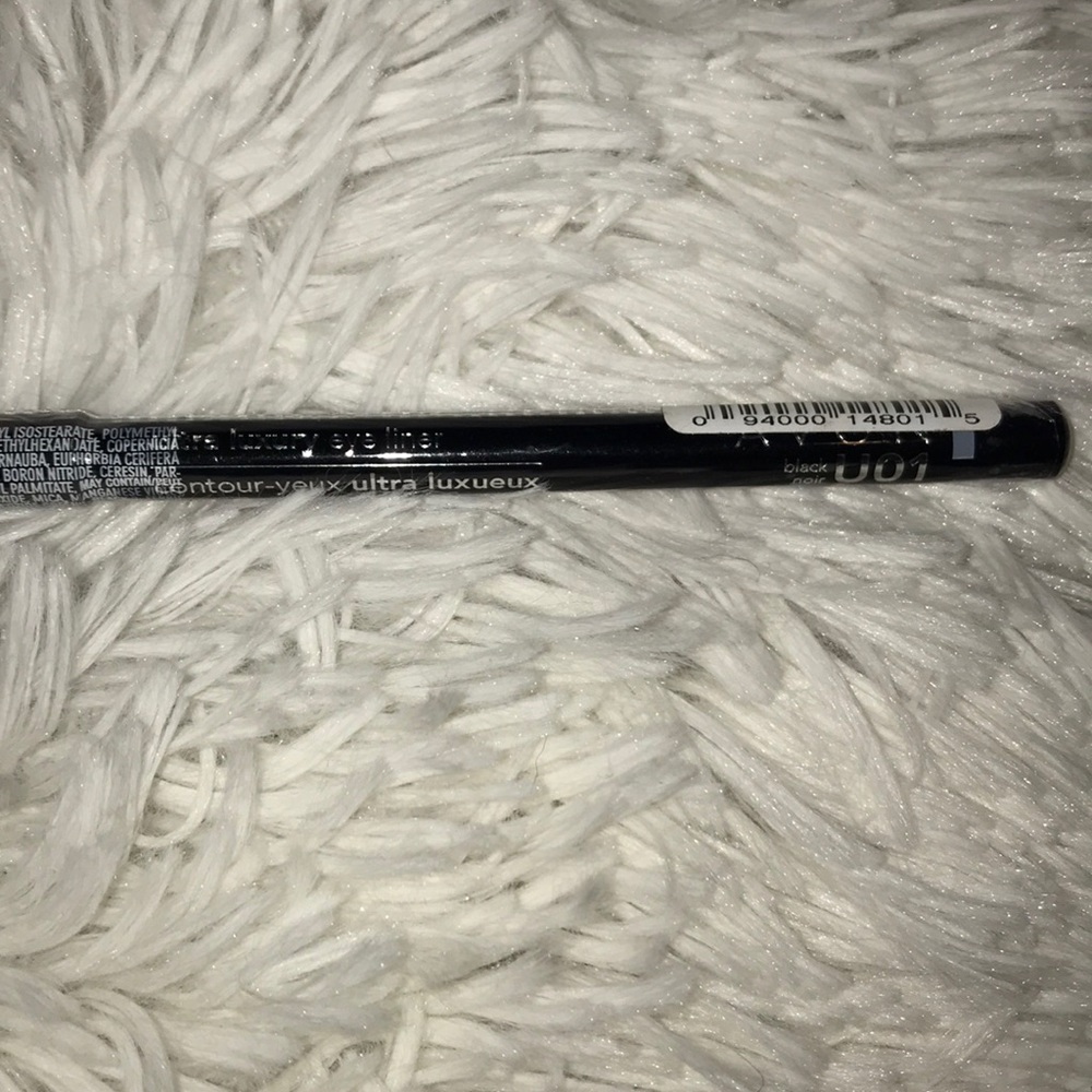Makeup Bundle - Picture 4 of 4